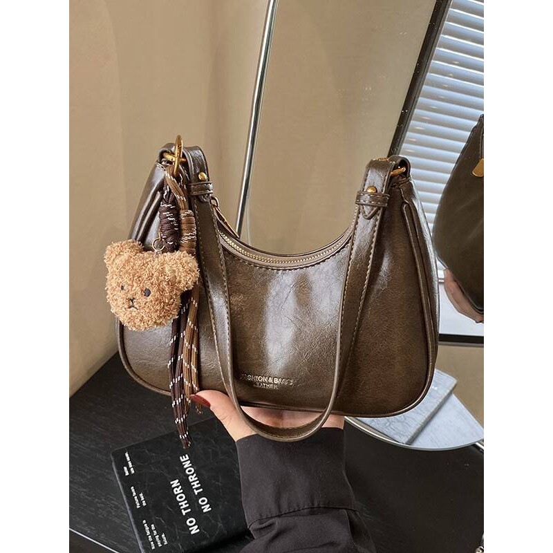 商场品牌高级感洋气小包包女秋冬季2025新款时尚斜挎包小众女士单