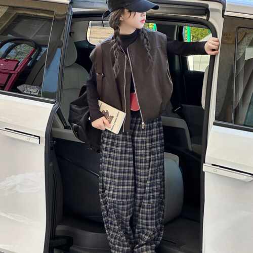 专柜品牌女童套装春秋装2026新款韩系穿搭女大童皮马甲打底衫格子