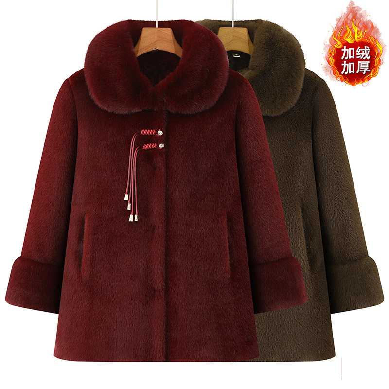 专柜品牌中老年人冬装女奶奶装仿皮草大衣棉服加厚大码老太太冬季