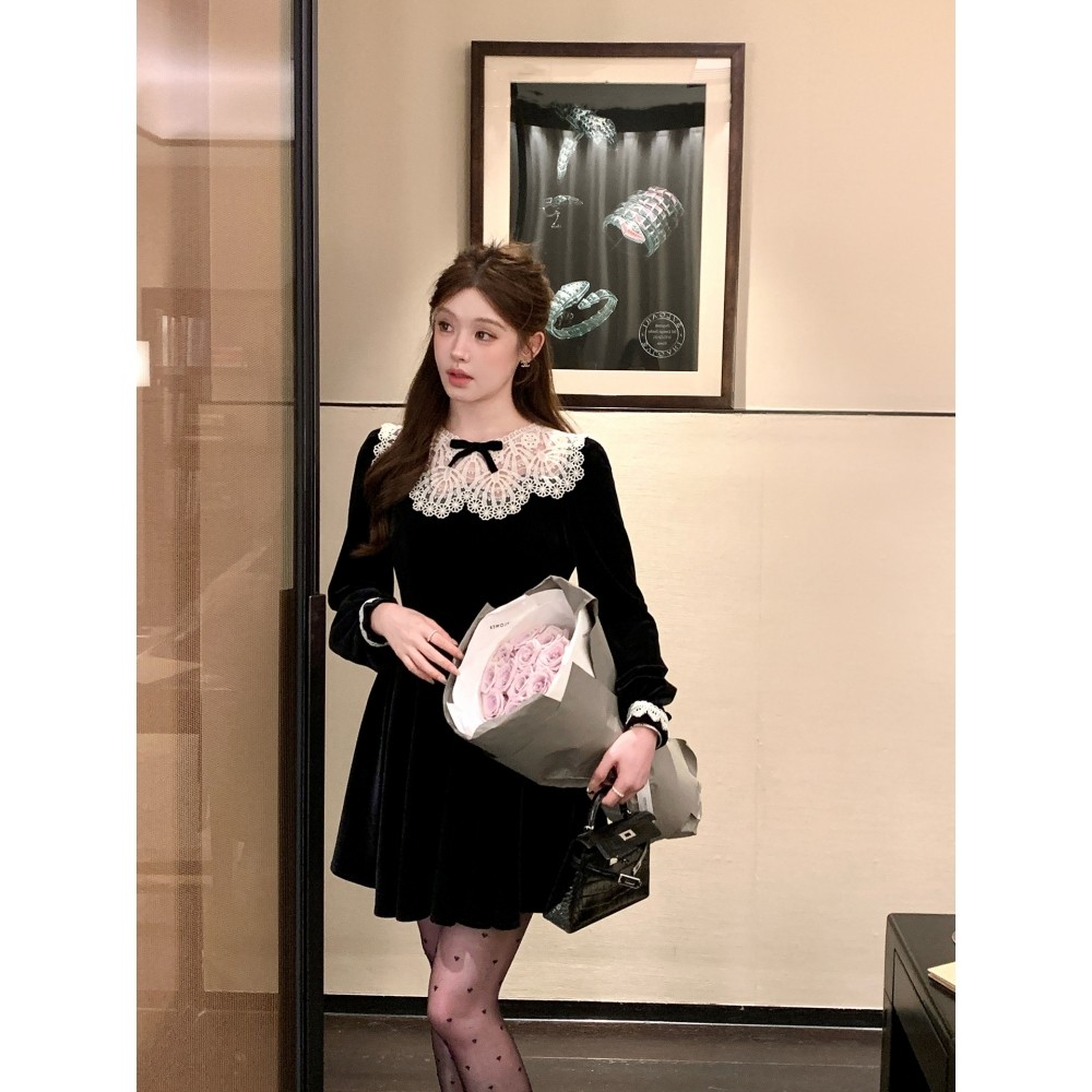撞色丝绒连衣裙女秋中长短裙蕾丝