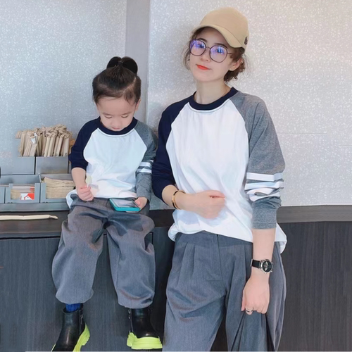 高端亲子装春秋一家三口2026新款潮母子装全家福薄款长袖儿童T恤