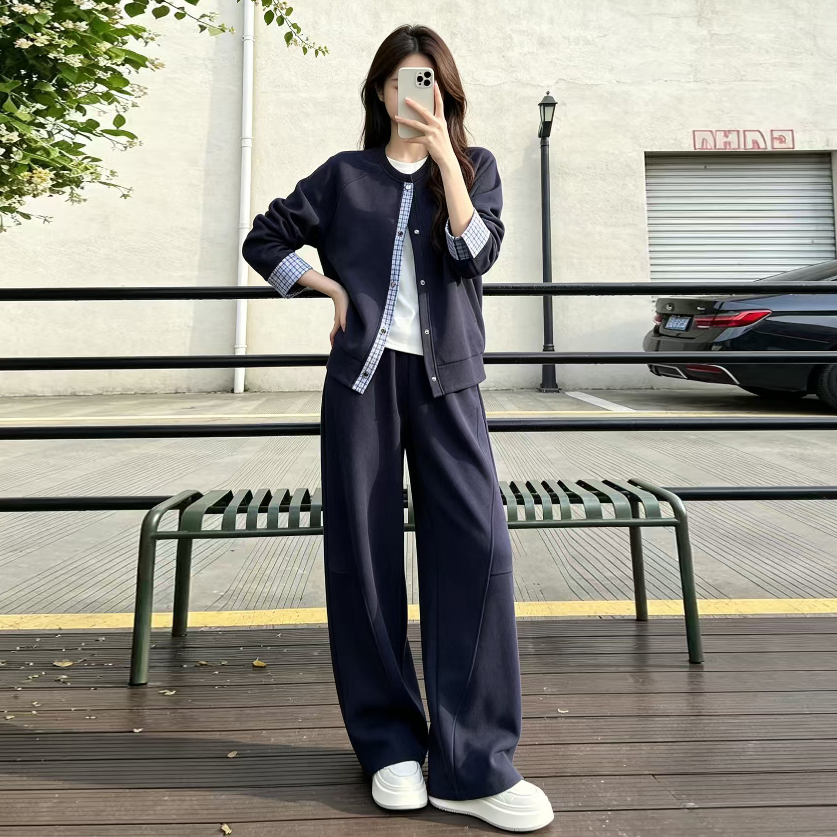 韩系高级感藏蓝色休闲运动套装女春秋季减龄开衫卫衣阔腿裤两件套