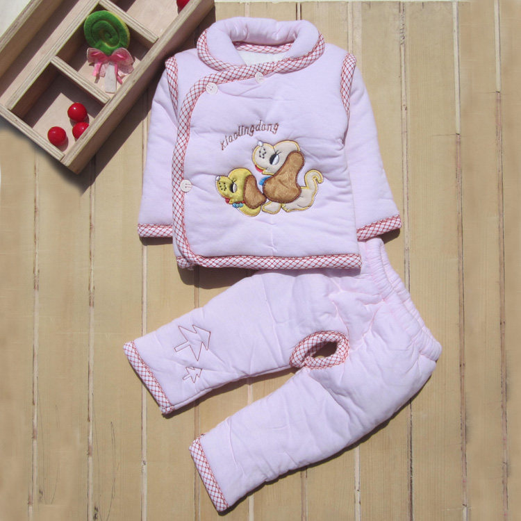 Coffret cadeau pour bébé - vêtements - Ref 1960446 Image 1