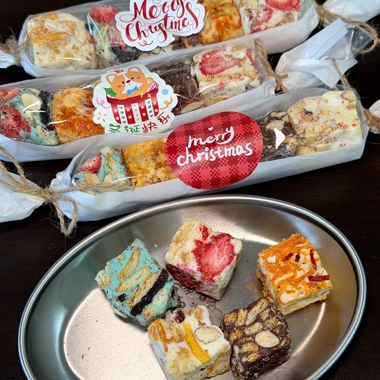 手工雪花酥草莓奶糕巧克力水果燕麦可可小零食礼盒袋装圣诞伴手礼