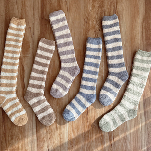 日单软绵绵珊瑚绒条纹中筒袜女冬季 加厚保暖居家睡眠袜