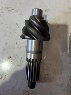 东风140/后桥差速器/主动齿/小八字/锥齿/6齿