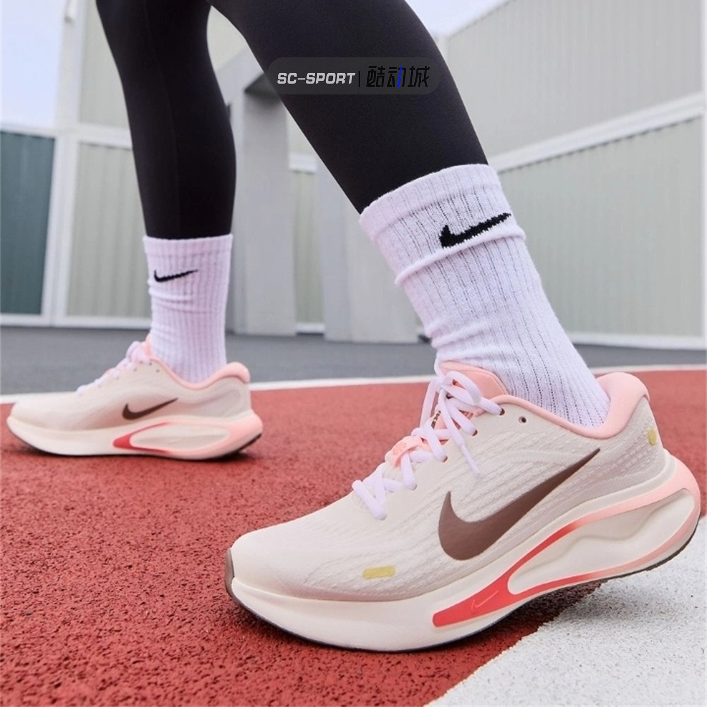 NIKEZ正品耐克JOURNEY RUN女子公路专业轻便缓震跑步鞋IB4663-121