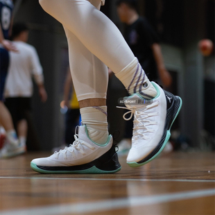 Air Jordan Ultra fly 2巴特勒男子低帮缓震实战篮球鞋AH8110-114