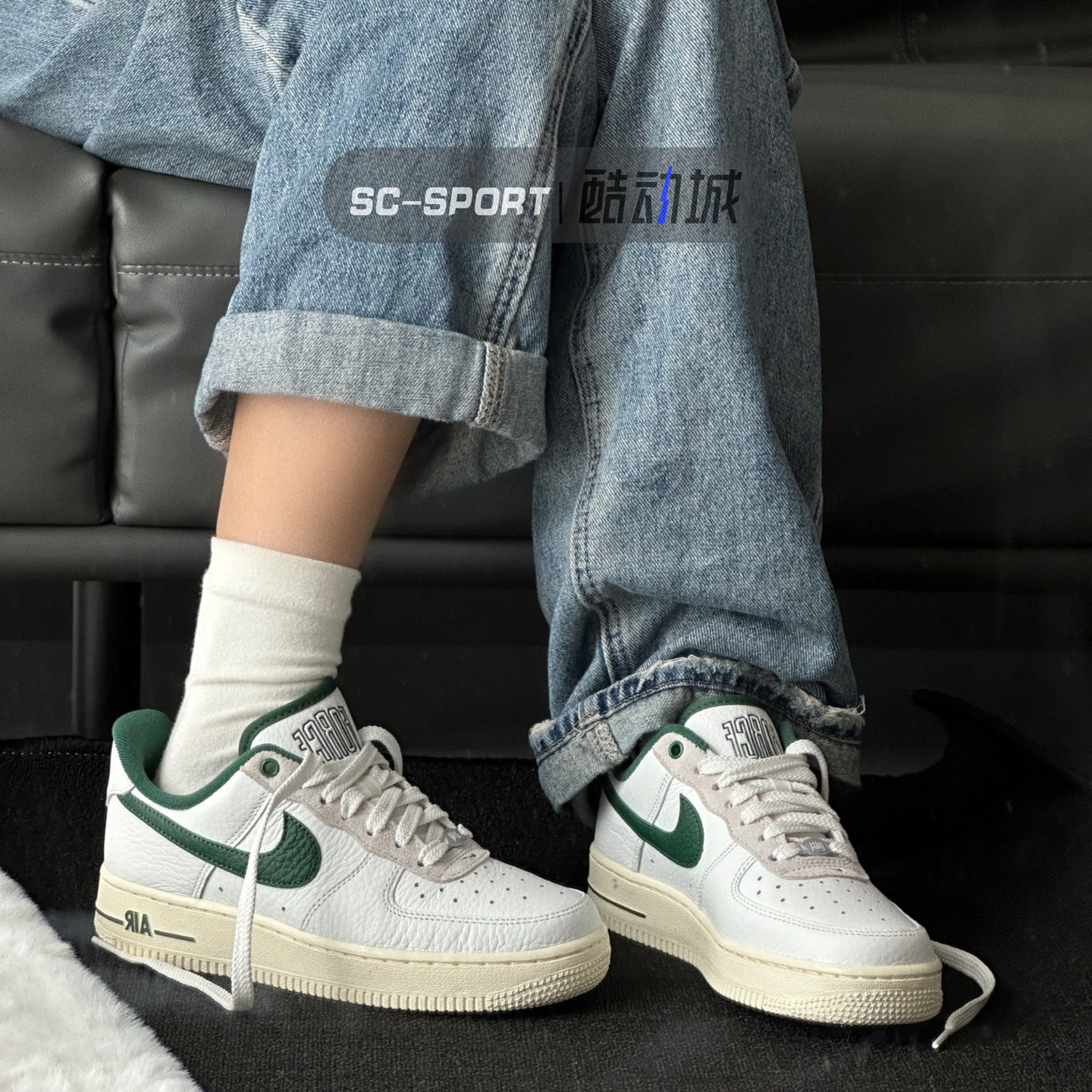 Nike耐克Air Force 1女空军一号复古休闲低帮小白板鞋 DR0148-102