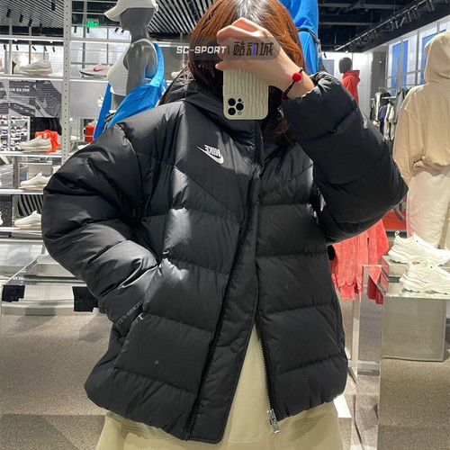 NIKE耐克女子秋冬保暖连帽防风运动休闲羽绒服夹克外套DQ5904-010