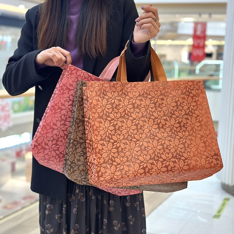 枫叶无纺布服装店手提袋礼品袋