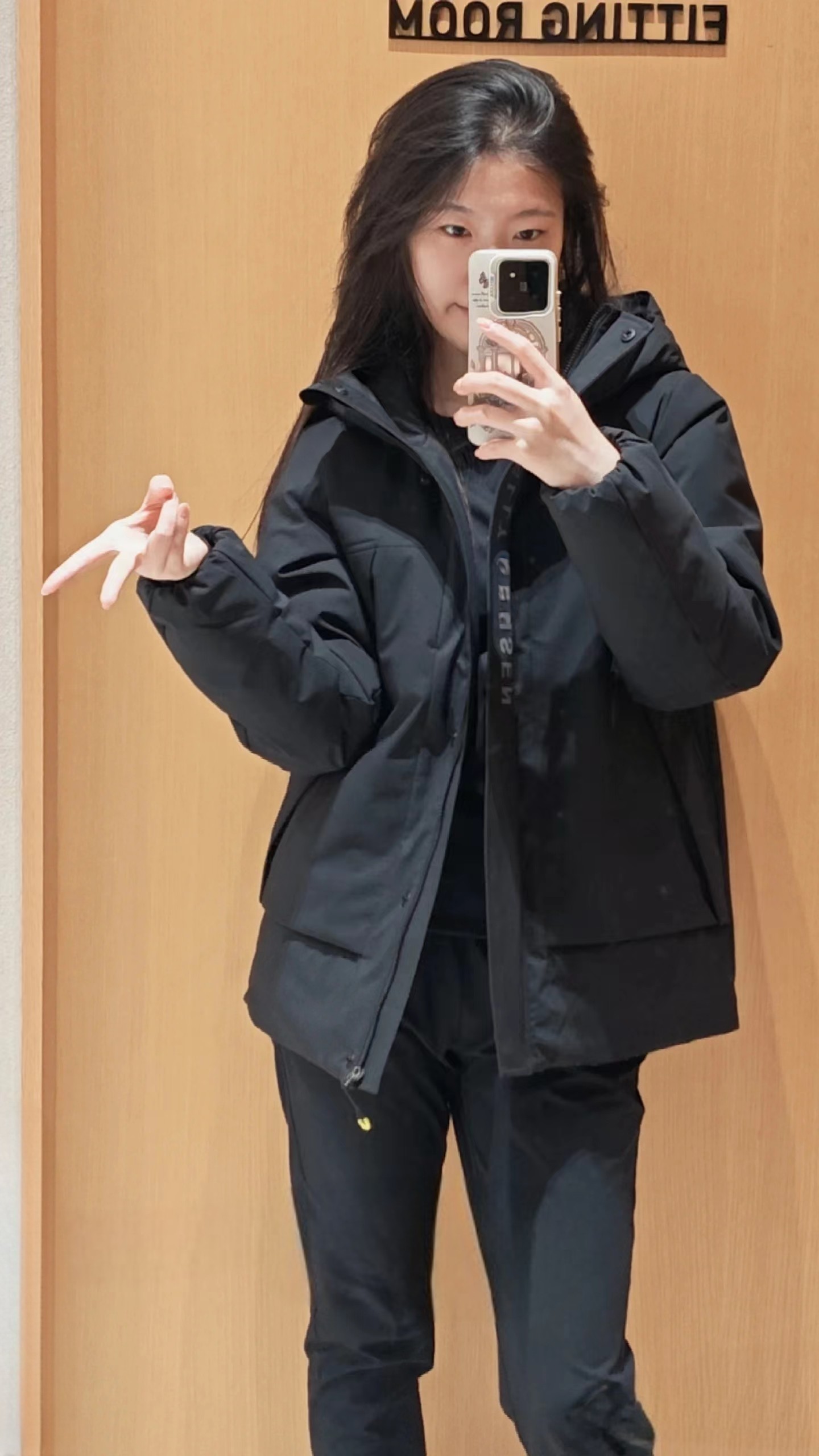 鹅绒～女士羽绒服冬季户外运动防风防泼水保暖连帽