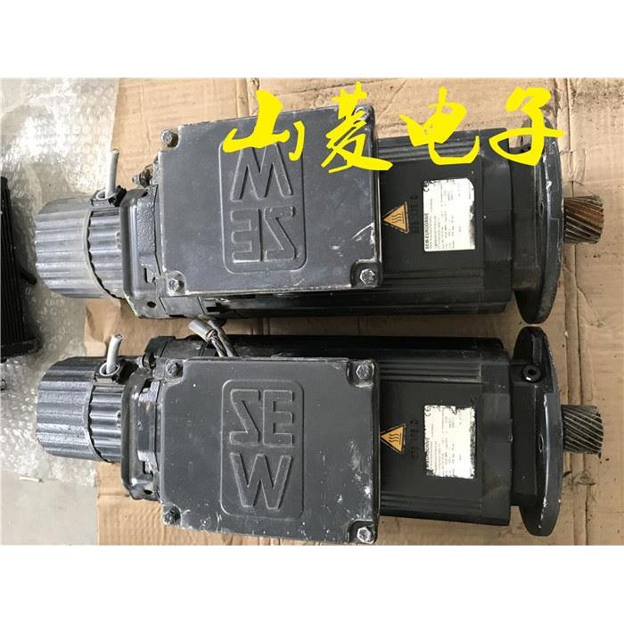 SEW-EURODRIVE 3~IEC60034 CFM90M/BR/HR/TF/RH1L/KK