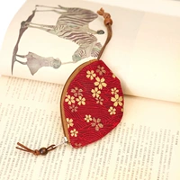 Вино красное темно -красное шаблон вишневой вишне