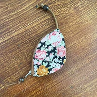 Черное дно роза