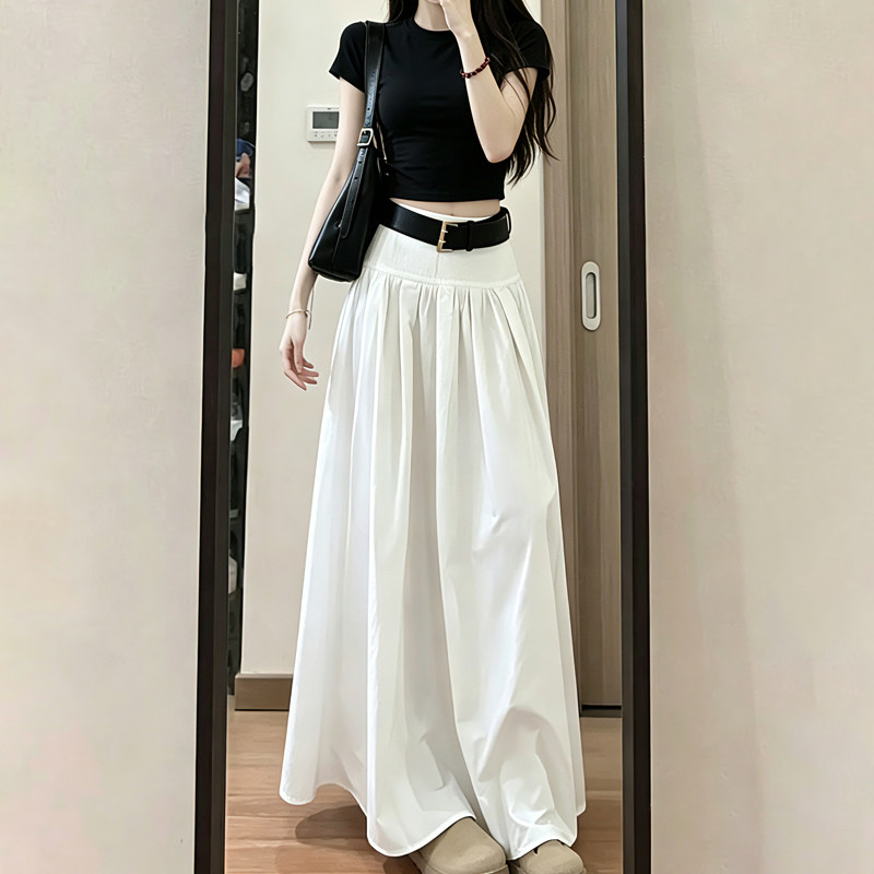 韩系高级感气质穿搭一整套装女2026夏季新款黑色上衣半身裙两件套