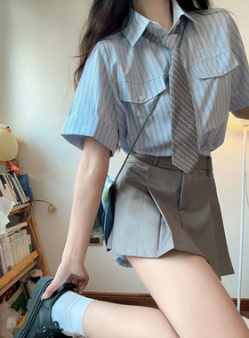 韩版学院风拼接设计百褶A字裙裤女假两件灰色刺绣半身裙辣妹短裙