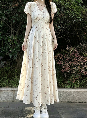 法式复古温柔气质碎花连衣裙女夏150小个子超好看绝美漂亮A字长裙