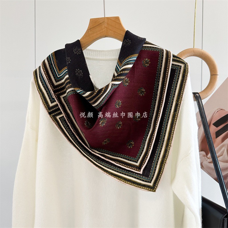复古轻奢酒红色黑色真丝羊毛围巾