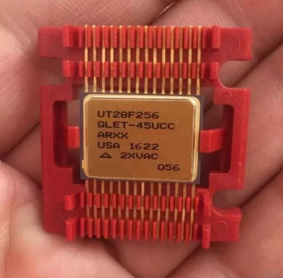 UT28F256QLET-45UCC AEROFLEX 原装现货 封装CDFP28 实体企业实拍