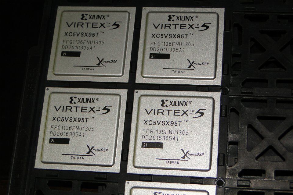 XC5VSX95T-2FFG1136I 嵌入式FPGA 封装BGA1136 全新原装 现货供应