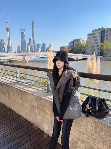 Eva君君酱慵懒风休闲宽松连帽白鸭绒羽绒服马甲外套女百搭上衣韩