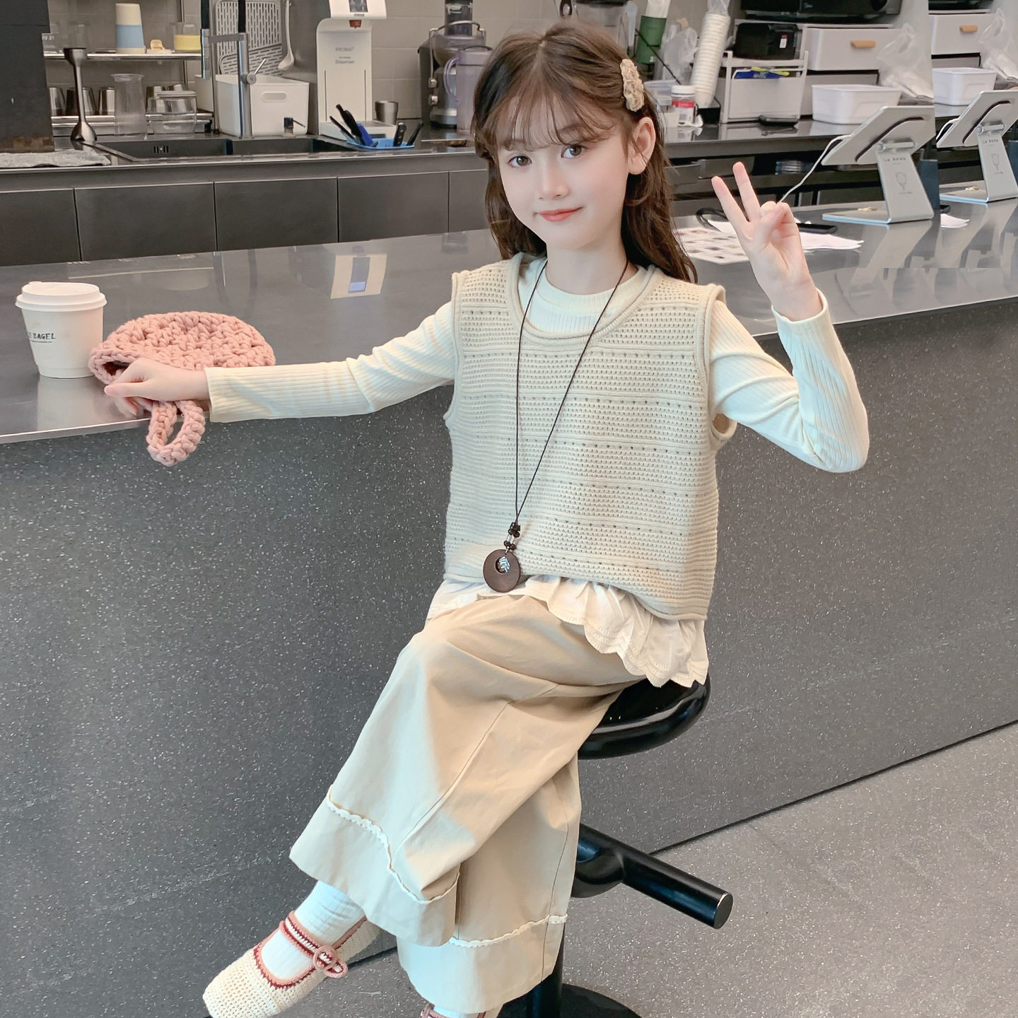 女童套装春秋款2026新款儿童洋气时髦超好看休闲三件套女孩秋装潮