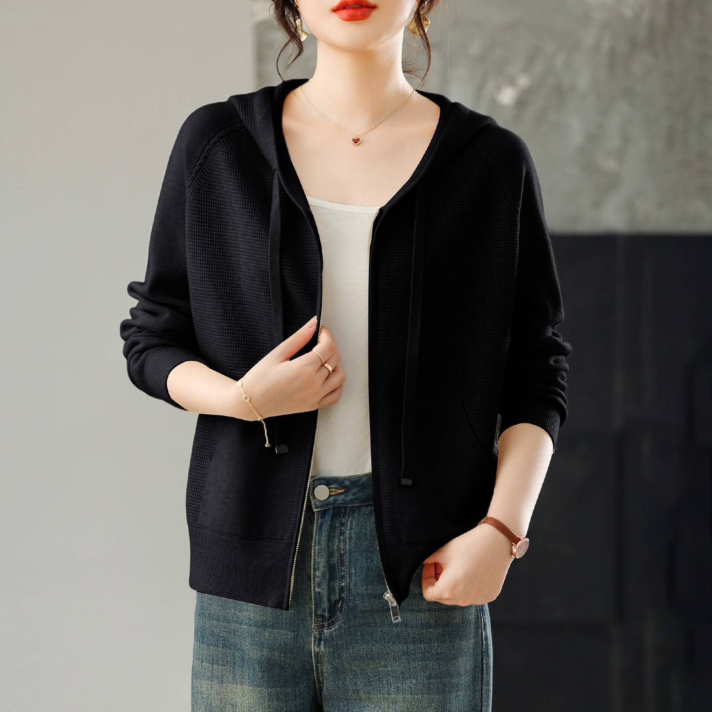 红色拉链连帽针织棒球服女早秋带帽长袖开衫卫衣短款休闲打底上衣