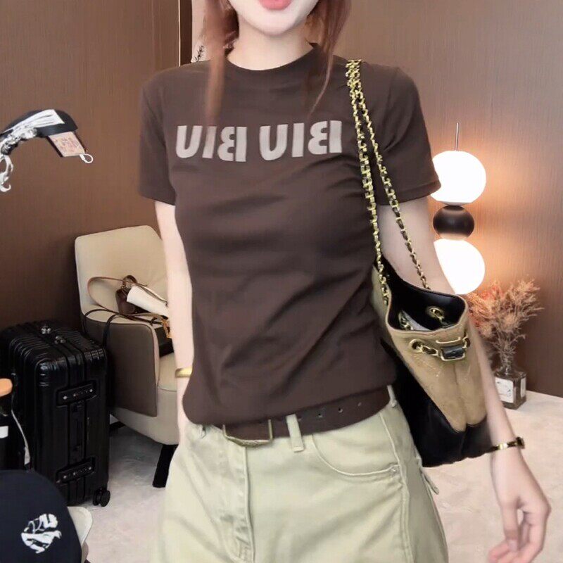 美式字母印花咖啡色新款正肩短袖T恤女夏季百搭修身显瘦圆领上衣