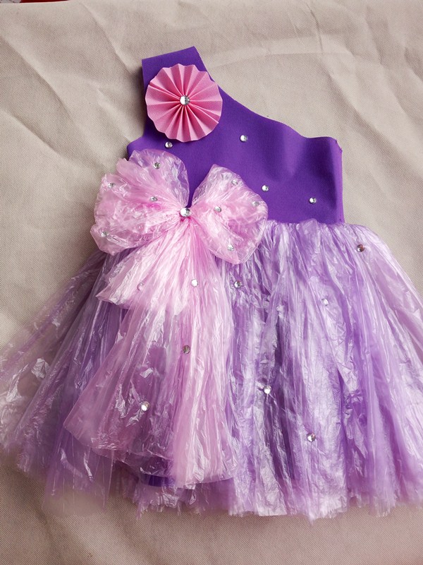 儿童环保服装时装秀女童手工diy制作塑料袋表演服幼儿园舞蹈演出