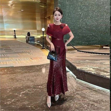高雅轻熟名媛气质妈妈婚宴礼服酒红色喜婆婆装高端亮片露肩鱼尾裙