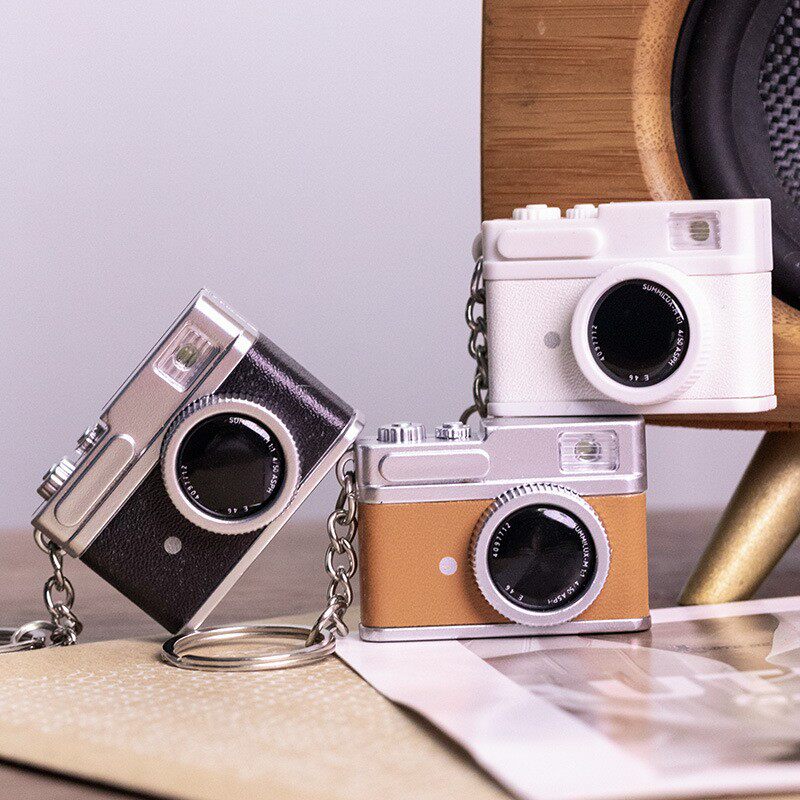 70cm仿真小相机项链可发光发声复古原宿风小红书同款迷你模型道具
