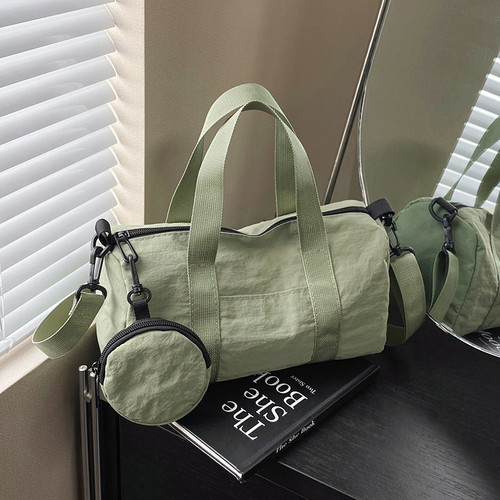 韩版时尚简约水洗布斜挎包