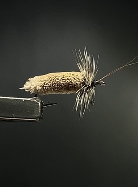 Y378北京飞钓石蚕蛾高蝇浮水Goddard Caddis鳟鱼干蝇鹿毛马口