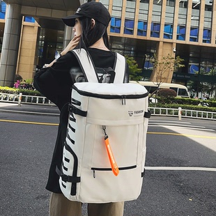 羽毛球背包户外运动大容量双肩包健身包便携收纳旅行包球拍专用袋