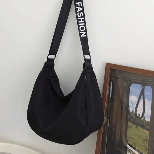 菇八八防水大容量健身包运动背包