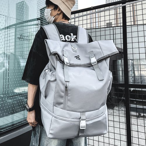 菇八八大容量双肩包男户外背包