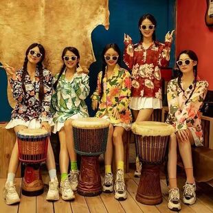 复古聚会衬衫女2024秋冬长袖年会表演跳舞80 90年代印花衬衣港风