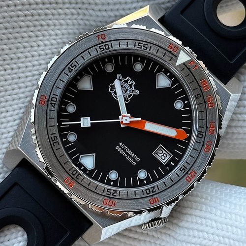 STEELDIVE新款潜水NH35机械自动