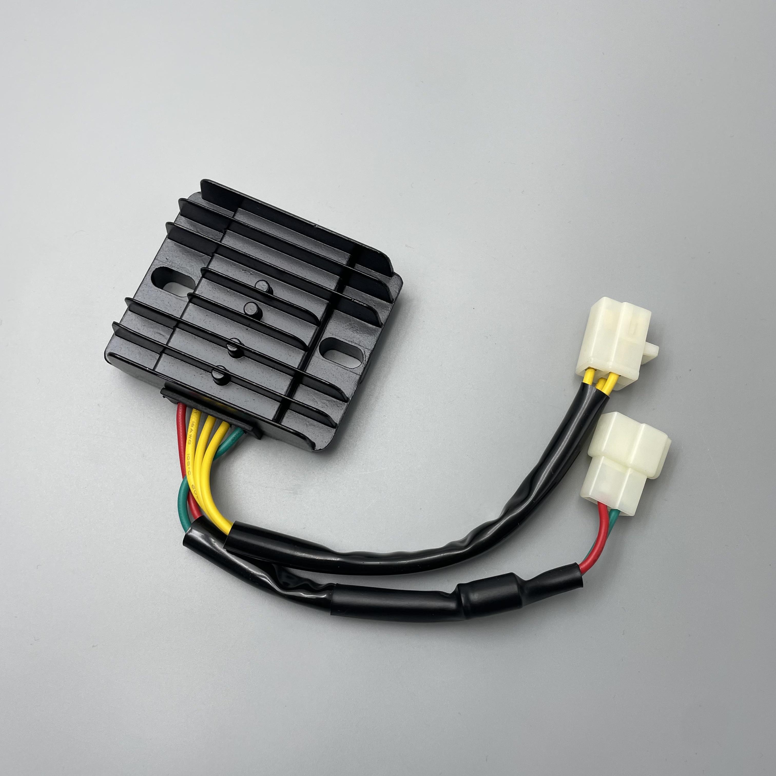 适用 标致摩托车 QP150T-3C-2C 姜戈 SF4 速战稳压 整流器 充电器