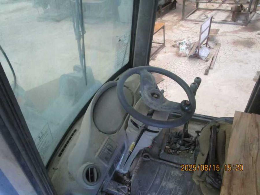 11月15日黔西南布依族苗族自治州装载机一台网络拍卖公告