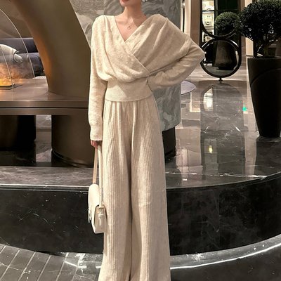 2025新款巨好看冬装穿搭配一整套时尚高级感休闲针织套装女秋冬季