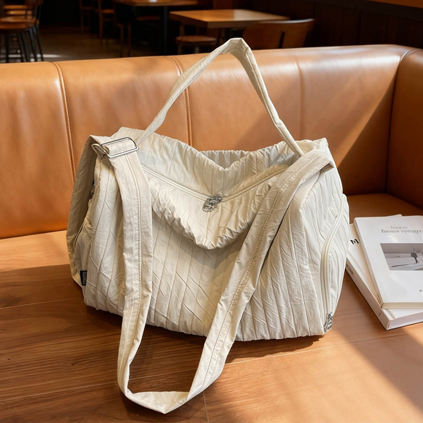 旅行包大容量收纳手提轻便行李包