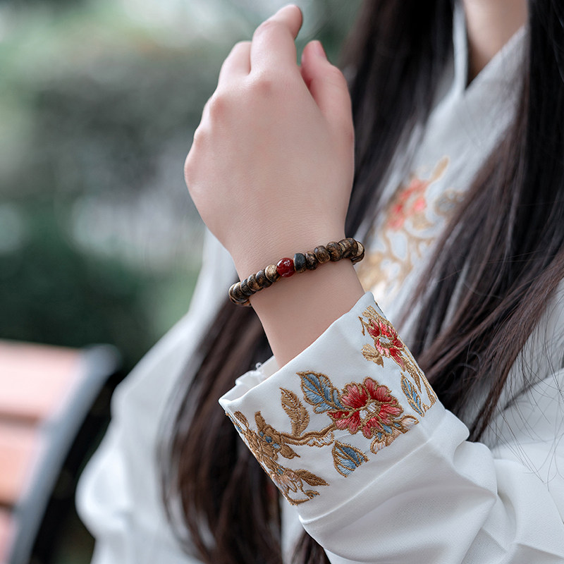 天然越南芽庄绿奇楠沉香手串沉水级棋楠随形手链原创设计国风佛珠,饰品/流行首饰/时尚饰品新,沉香,淘宝优惠券,粉丝福利购,淘宝优惠卷