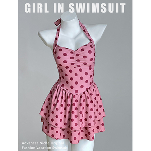 可爱少女甜美粉红色波点连体泳衣女双层裙挂脖露背学生泡温泉泳装