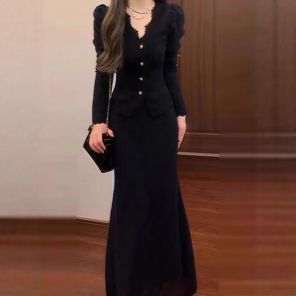 法式黑色显瘦连衣裙子女秋装2025新款小个子香风一整套内搭裙子