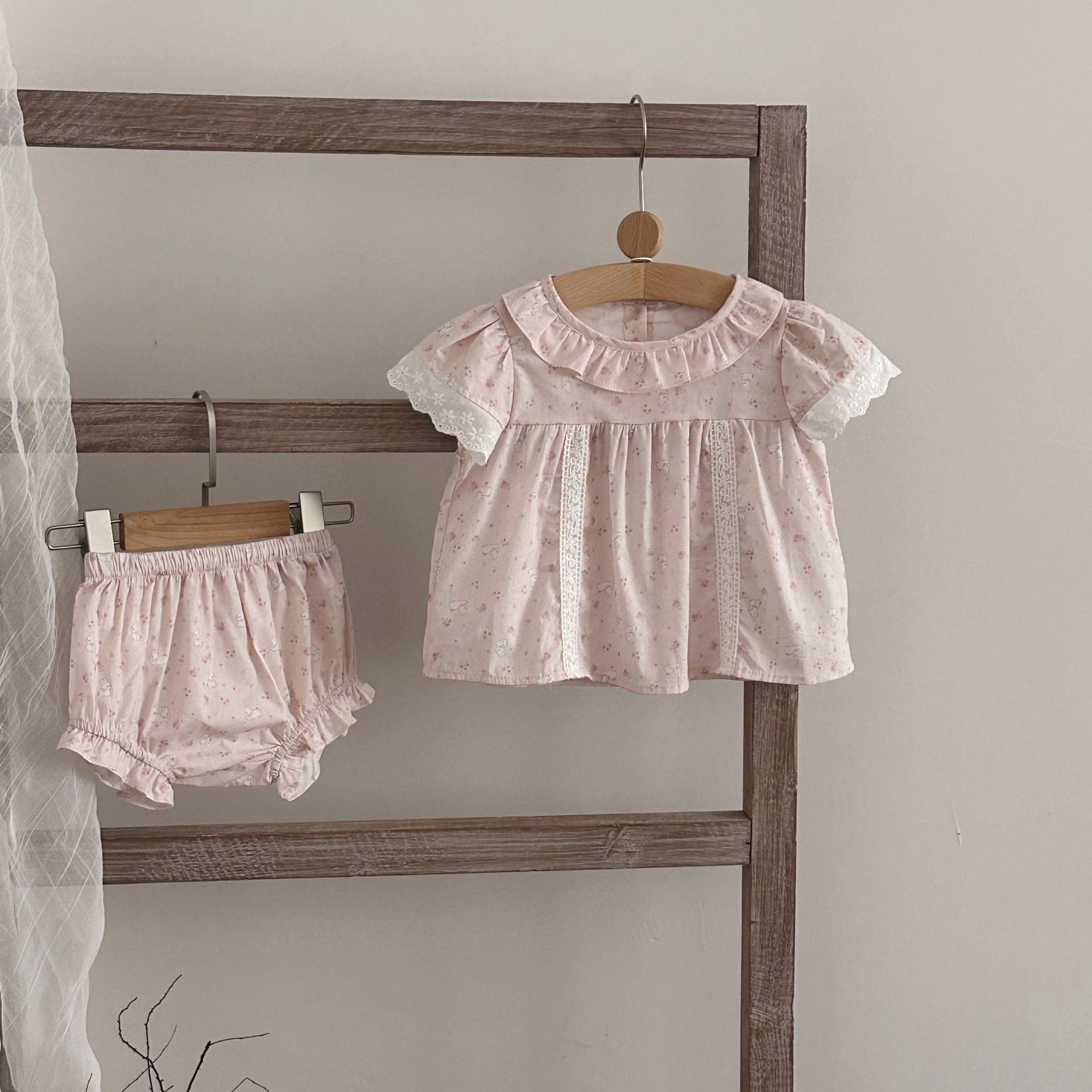 韩版碎花娃娃领短袖套装女宝小月龄夏季百天周岁大pp裤女童两件套