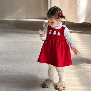 冬季新款女宝加绒背带裙套装女童加厚保暖打底衫红色马甲裙两件套