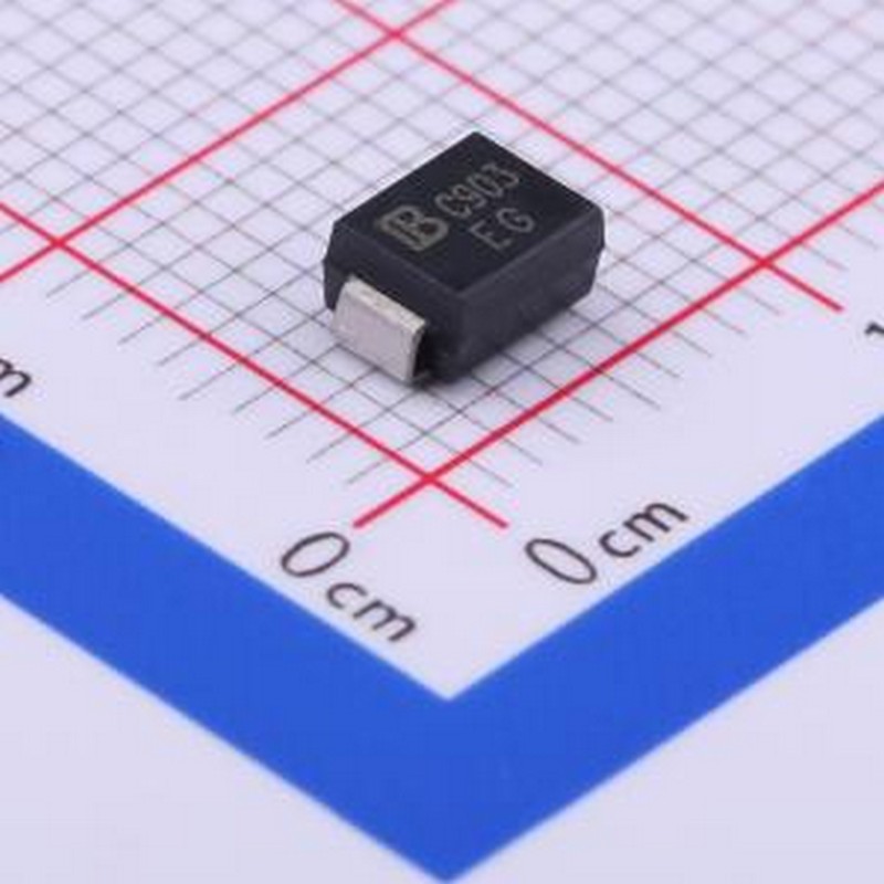 SMBJ120CA/TR13 静电和浪涌保护(TVS/ESD) 120V截止 3.1A峰值脉冲