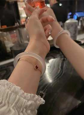 正品白月光玉髓细圆条手镯高冰透翡翠玛瑙玉手镯荔枝冻美人镯子